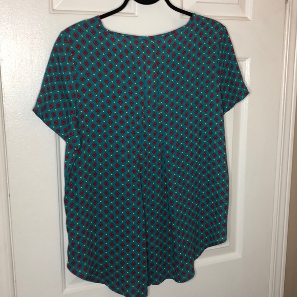 Light blouse - Picture 2 of 3